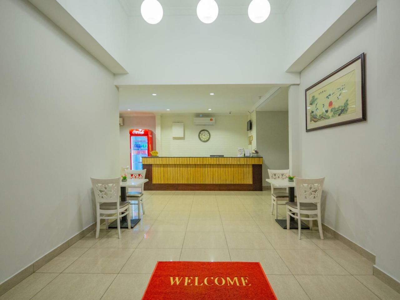 Summer Hotel Kota Kinabalu Exterior photo